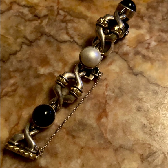 Lagos pearl onyx link bracelet - Picture 3 of 5
